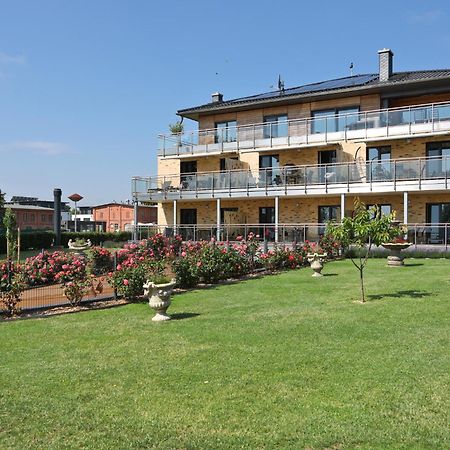 Kells Appartements Klink Esterno foto